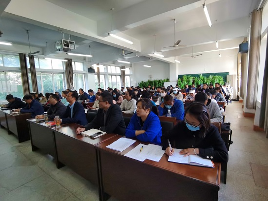 说明: C:\Users\Administrator\Desktop\九州·体育(中国)官方网站举行《习近平谈治国理政》(第四卷)宣讲报告会\九州·体育(中国)官方网站举行《习近平谈治国理政》(第四卷)宣讲报告会\IMG_20221012_140517.jpg