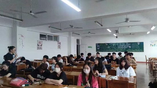 说明: C:\Users\Administrator\Desktop\九州·体育(中国)官方网站开展大学生诚信教育活动2022.6.14\九州·体育(中国)官方网站开展大学生诚信教育活动2022.6.14\2.jpg
