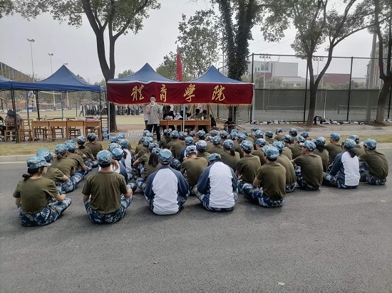 说明: C:\Users\Administrator\Desktop\九州·体育(中国)官方网站2022级新生军训圆满结束2022.10.8\九州·体育(中国)官方网站2022级新生军训圆满结束2022.10.8\1.jpg
