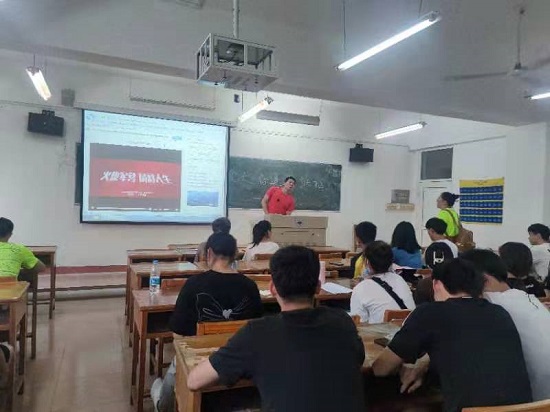 说明: C:\Users\Administrator\Desktop\九州·体育(中国)官方网站开展大学生征兵宣传工作2022.4.11\2.jpg