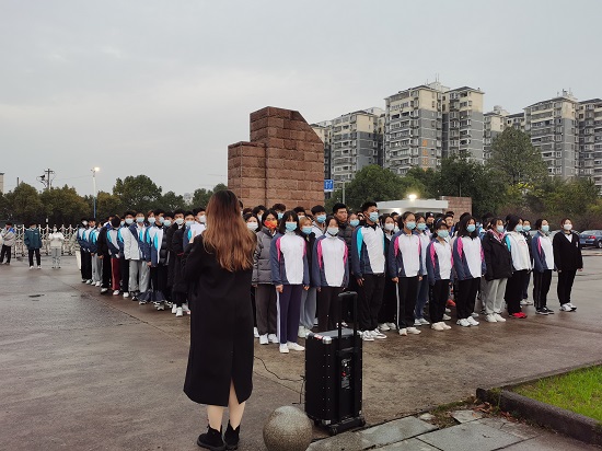 说明: C:\Users\Administrator\Desktop\九州·体育(中国)官方网站举行升国旗仪式\九州·体育(中国)官方网站举行升国旗仪式\f556a97397e7940efdd7e1d8e7bf45c.jpg