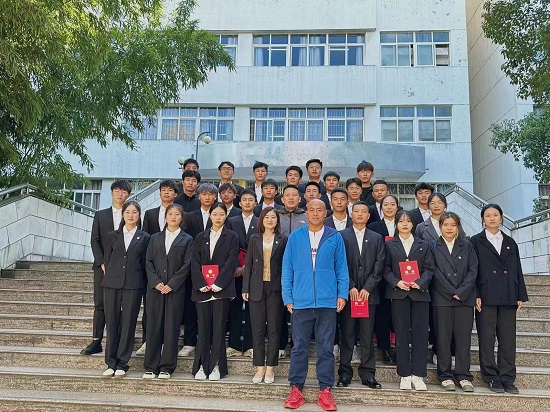 说明: C:\Users\Administrator\Desktop\九州·体育(中国)官方网站召开第六次学生代表大会2022.10.13\九州·体育(中国)官方网站召开第六次学生代表大会2022.10.13\5.jpg
