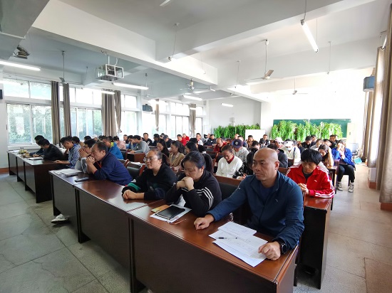 说明: C:\Users\Administrator\Desktop\九州·体育(中国)官方网站召开师德师风建设专题报告会\九州·体育(中国)官方网站召开师德师风建设专题报告会\IMG_20221102_140828.jpg