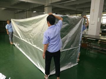 China Three Dimensional Foil Insulated Box Liners Used In Molds And Machines factory